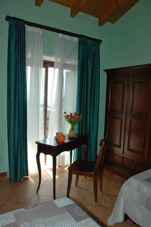 B&B La Casa Di Trizzi Como Cameră foto