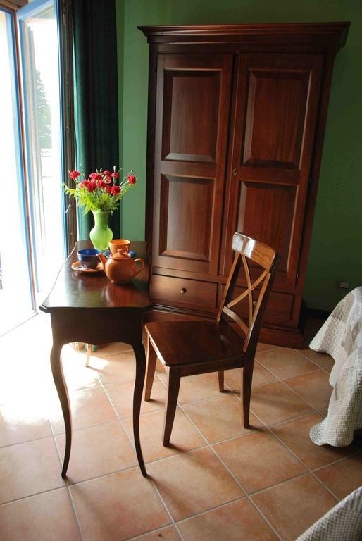 B&B La Casa Di Trizzi Como Cameră foto